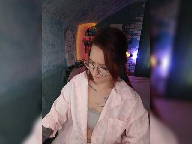Rosia-Guess live webcam show