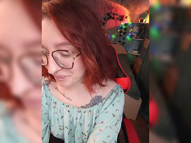 Rosia-Guess's BongaCams show and profile