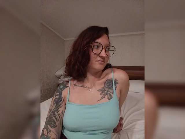 KRISTINA-S live cam preview