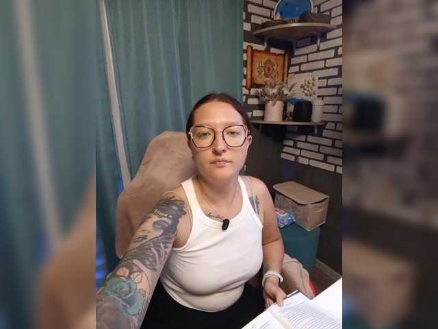Rosia-Guess live cam on BongaCams