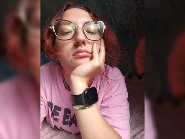 KRISTINA-S live webcam show