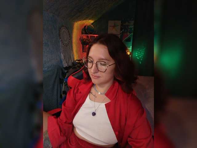 KRISTINA-S live webcam show