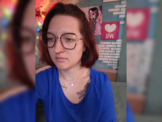 Rosia-Guess's BongaCams show and profile