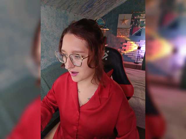 Rosia-Guess live webcam show