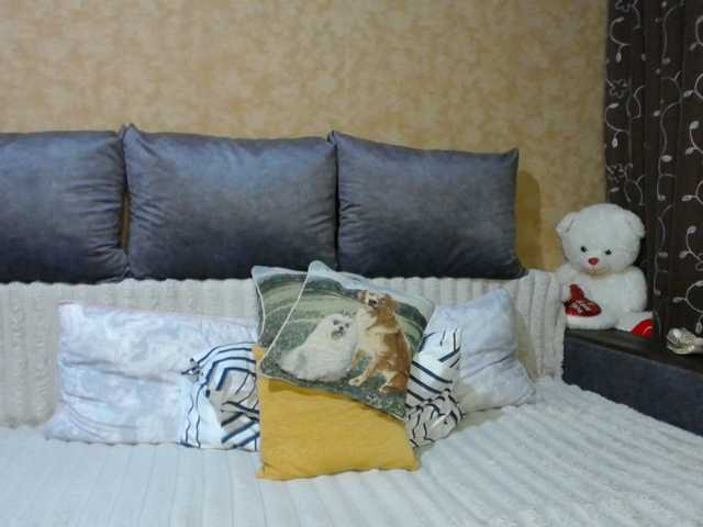 FlirtingMadam live cam on BongaCams