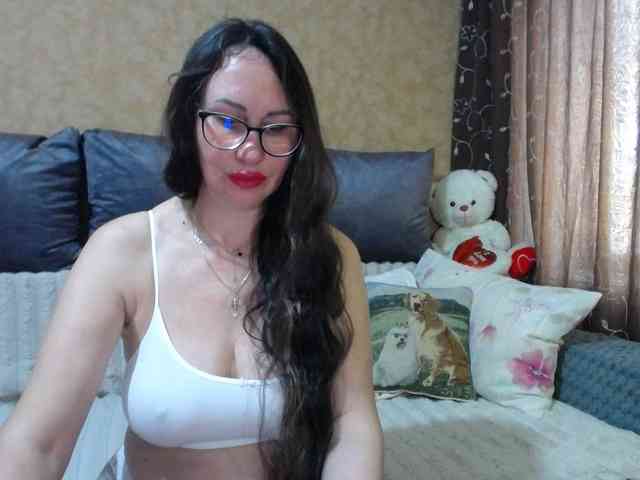 FlirtingMadam webcam