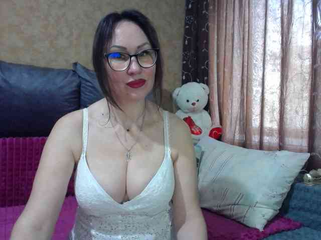 FlirtingMadam webcam