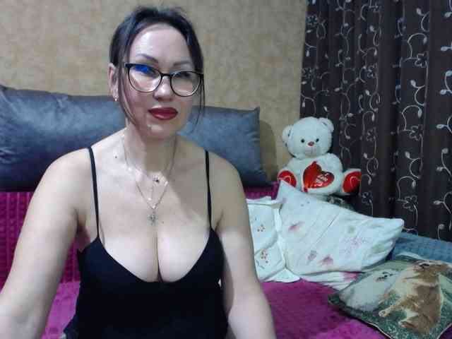 FlirtingMadam webcam