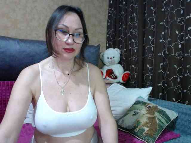 FlirtingMadam webcam