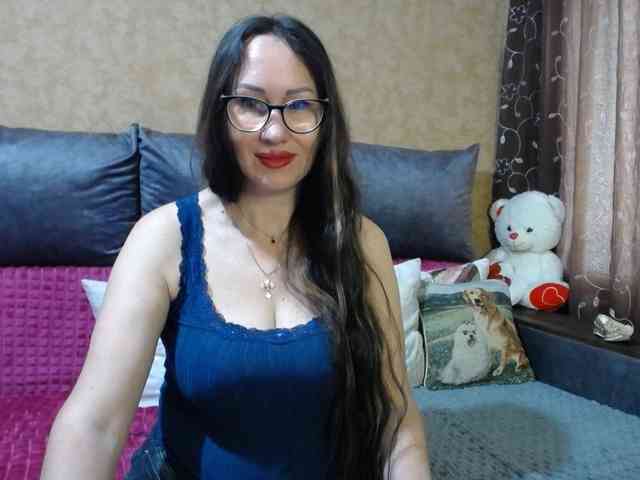 MilfBrunet MilfBrunet