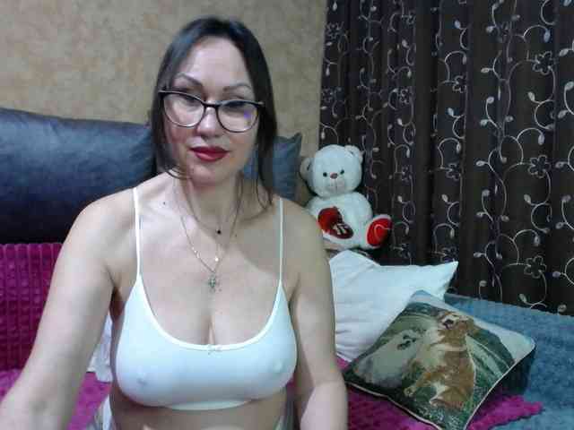 FlirtingMadam webcam