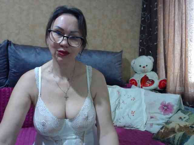 FlirtingMadam webcam