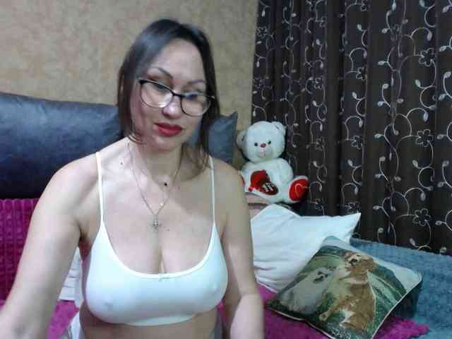 FlirtingMadam webcam