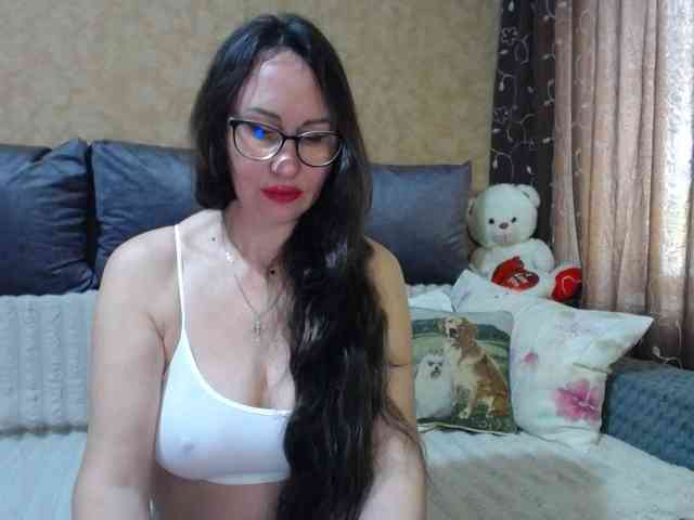 FlirtingMadam webcam