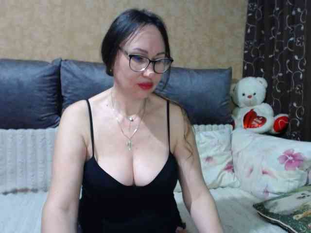 FlirtingMadam webcam