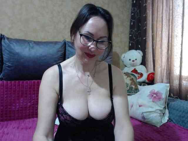 FlirtingMadam webcam