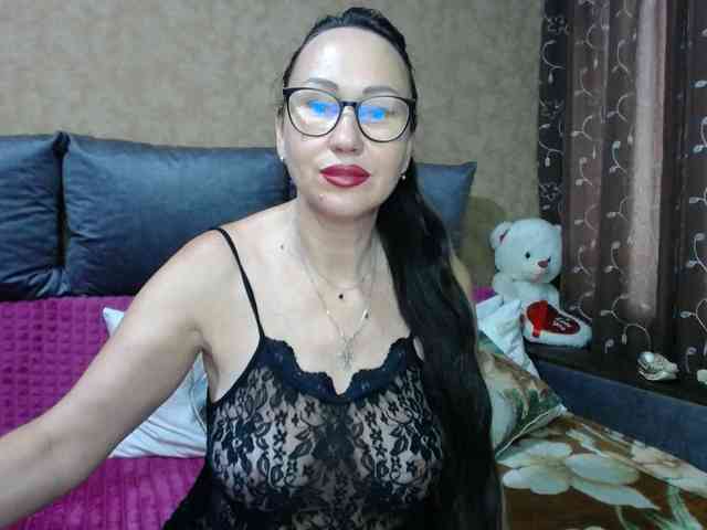 FlirtingMadam webcam