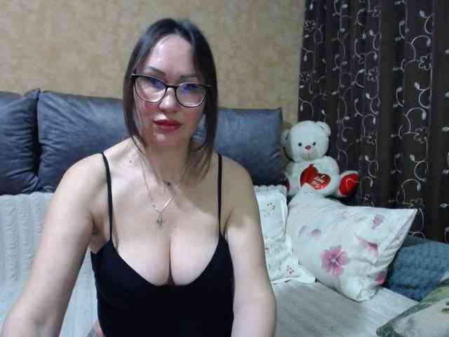 FlirtingMadam webcam