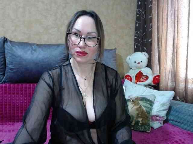FlirtingMadam webcam