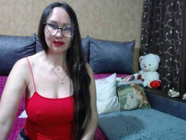 MilfBrunet MilfBrunet
