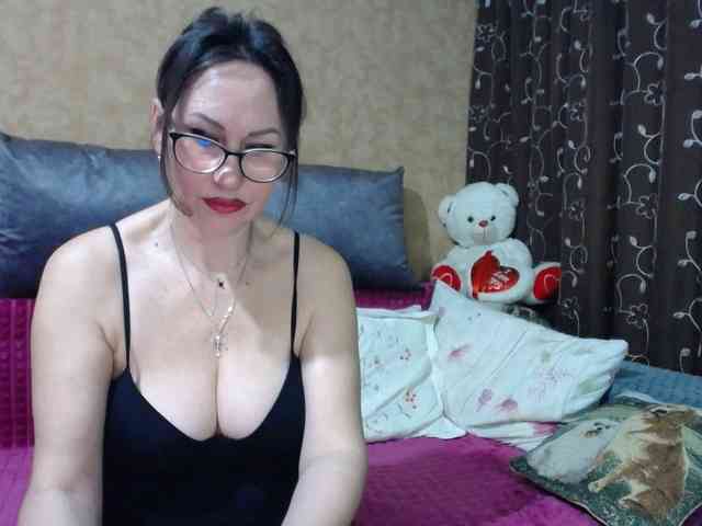 FlirtingMadam webcam