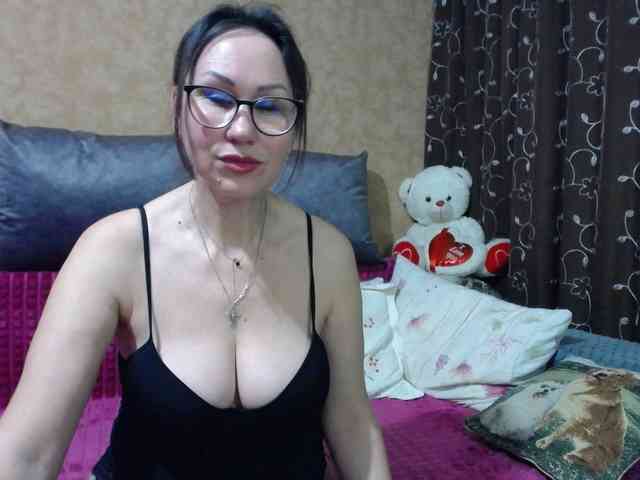 FlirtingMadam webcam