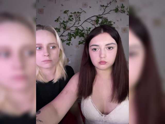 BellaAndAlice