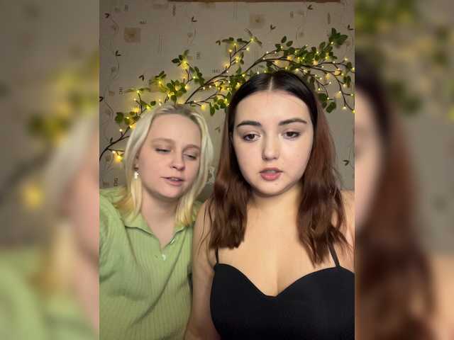 BellaAndAlice's BongaCams show and profile