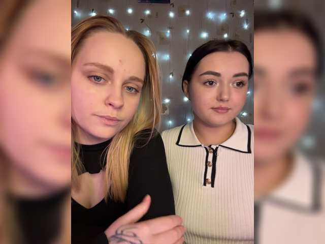 BellaAndAlice, modelo webcam