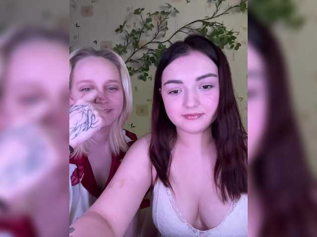 BellaAndAlice