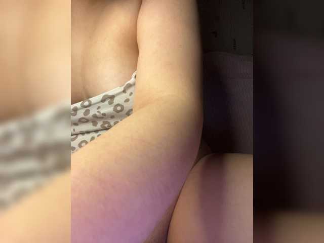 Rude_Angel live cam preview