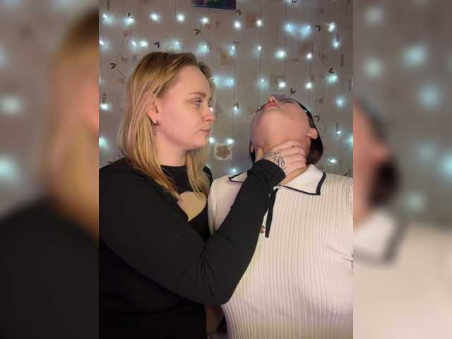 BellaAndAlice, modèle webcam
