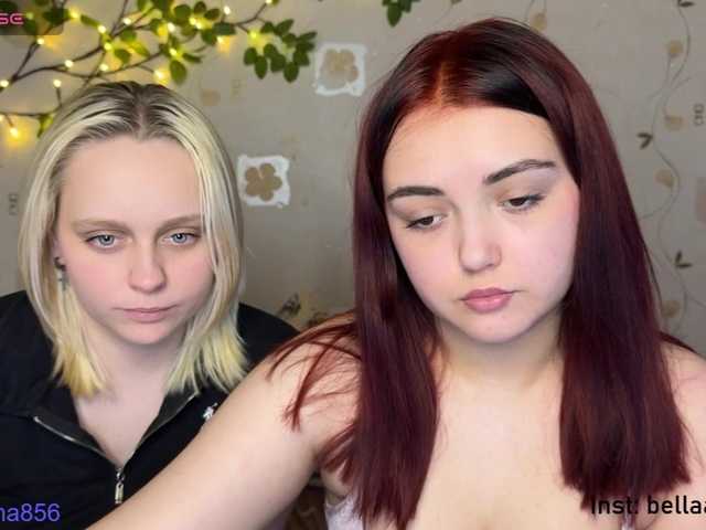  BellaAndAlice chat room