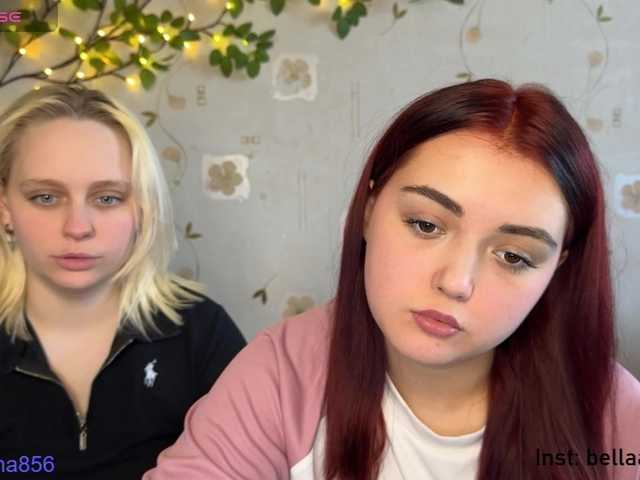  BellaAndAlice chat room
