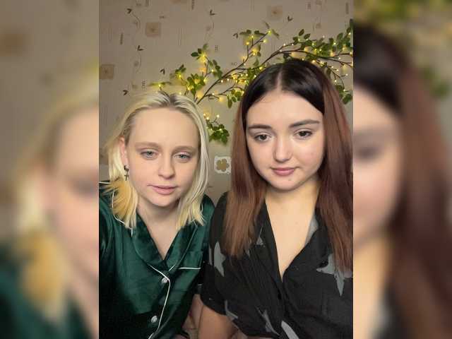 BellaAndAlice's BongaCams show and profile