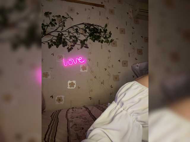 видео от BellaAndAlice