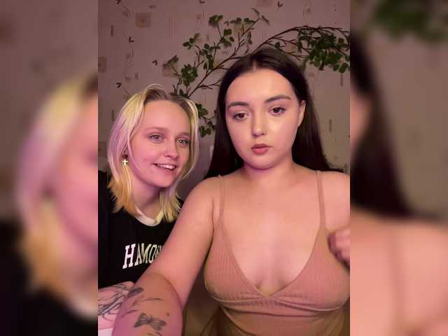 Sex chat gratuit in direct cu BellaAndAlice pe BongaCams