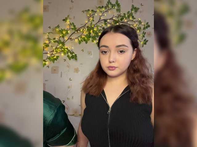 BellaAndAlice's BongaCams show and profile