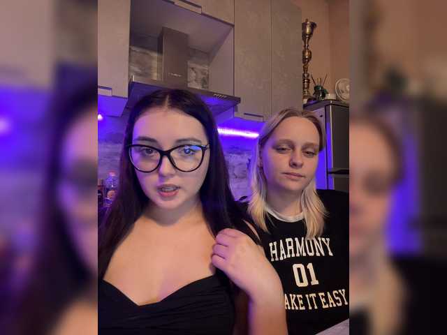 BellaAndAlice live cam on BongaCams