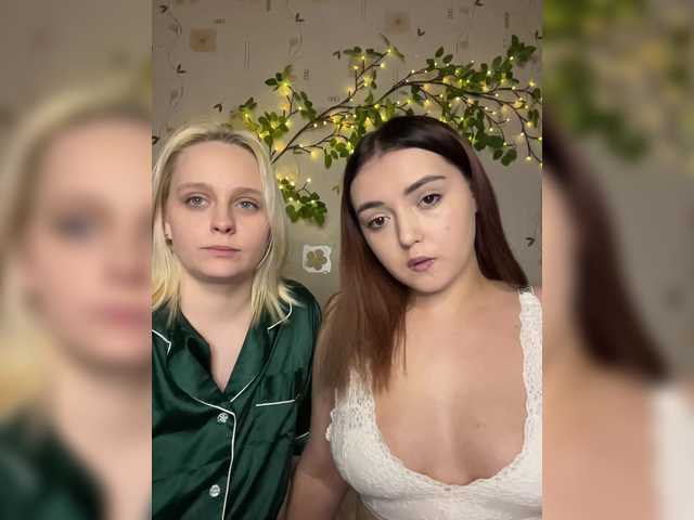 BellaAndAlice's BongaCams show and profile
