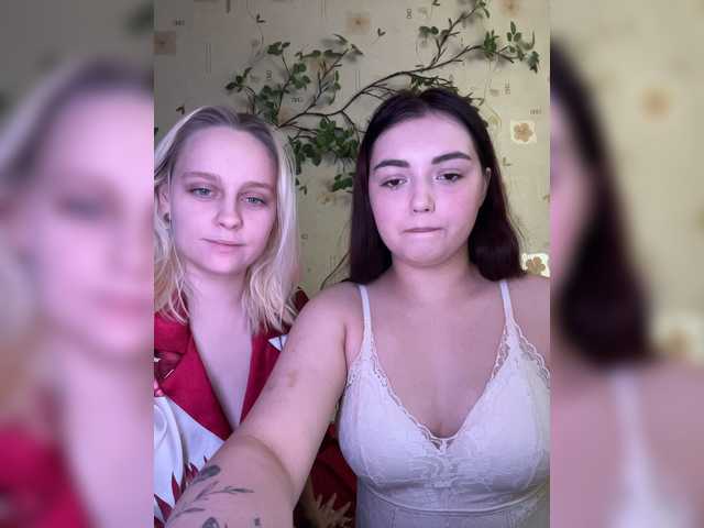 BellaAndAlice