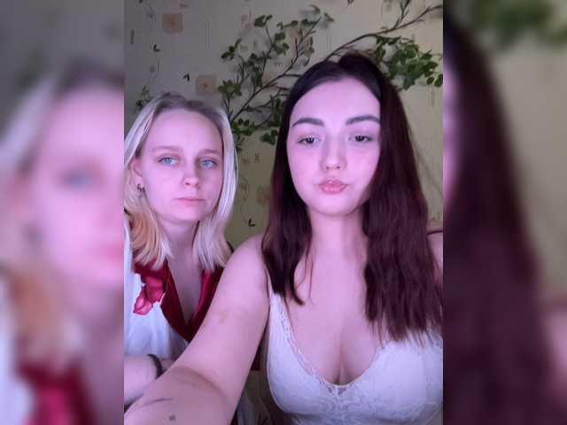 BellaAndAlice