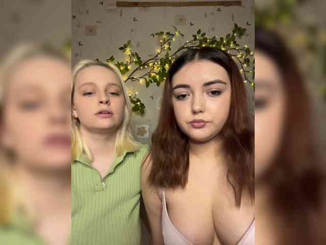 BellaAndAlice live show