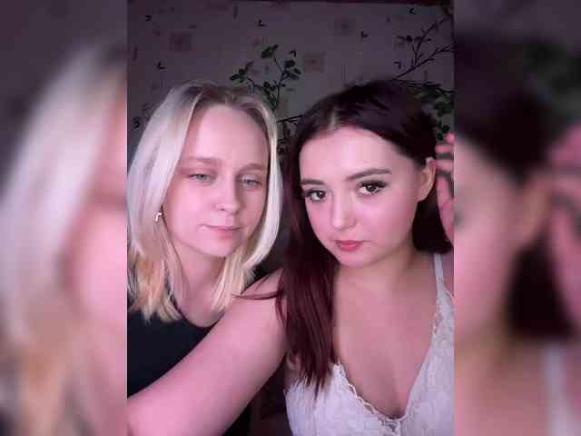 BellaAndAlice Sex Cam Show