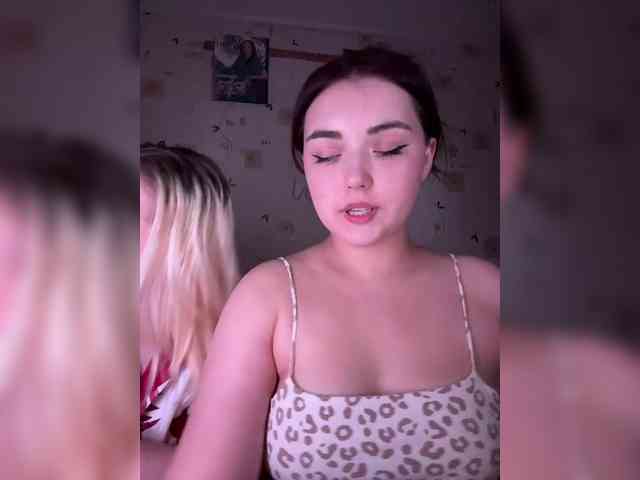 BellaAndAlice