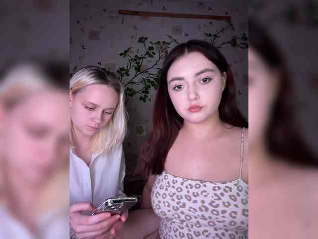 BellaAndAlice Sex Cam Show