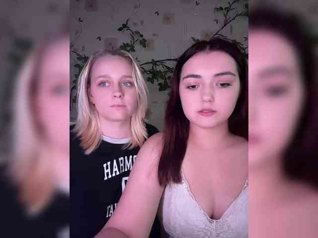 BellaAndAlice BellaAndAlice