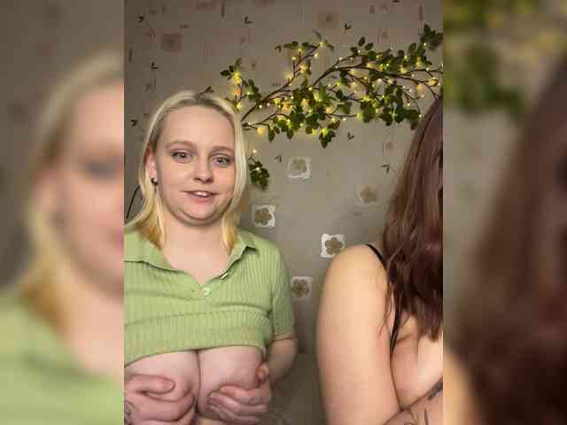 BellaAndAlice live show