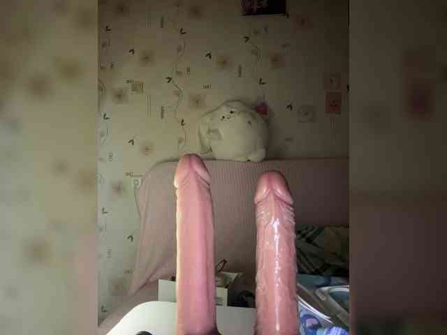 BellaAndAlice