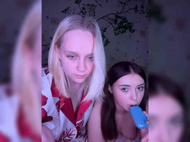 BellaAndAlice Sex Cam Show
